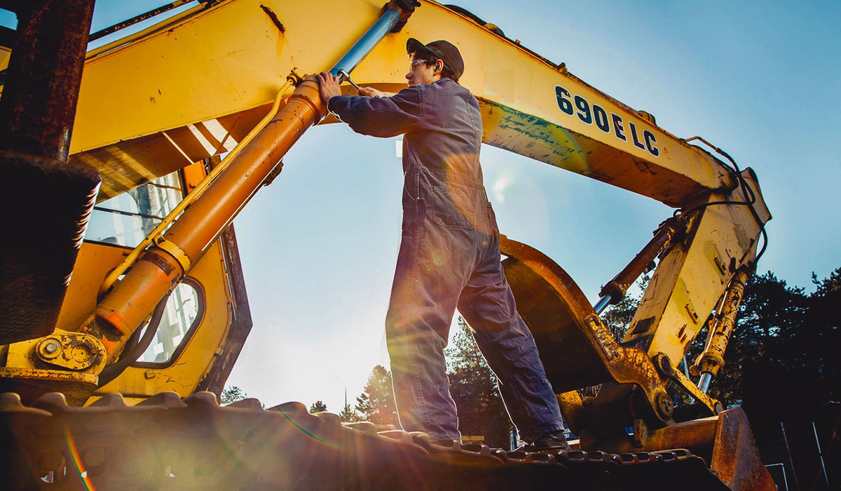 Benefits of Regular JCB Servicing and Maintenance